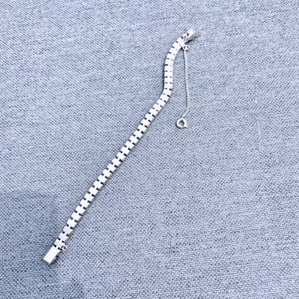 B David Vintage Crystal Tennis Bracelet Baguette Silver Tone Safety Chain 7in